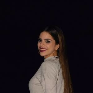 Meet your Posher, Paola